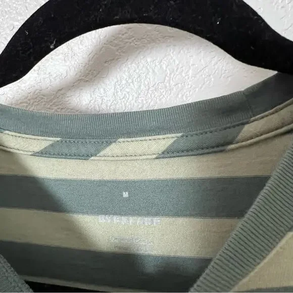 Everlane Men’s Organic Cotton Green Stripe Crewneck Tee - Picture 4 of 6